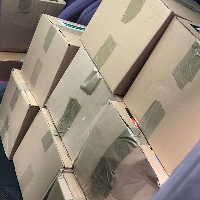 Huge order for desktop calendars being delivered to the customer

To place your order whatsapp me: Mak of Big Print Birmingham on 07702153393

Or use this whatsapp link from your mobile:

https://wa.me/447702153393