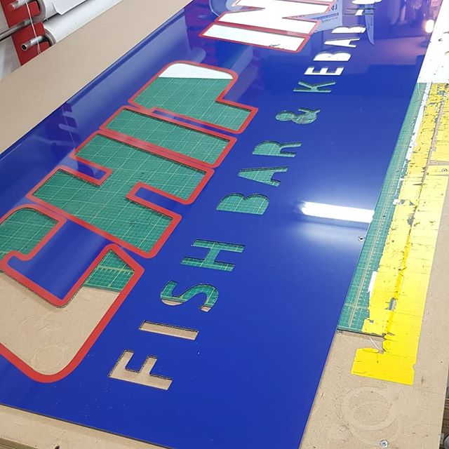 Making a new signboard. This one is for a chippy

Watch this space!

To place your order whatsapp me: Mak of Big Print Birmingham on 07702153393