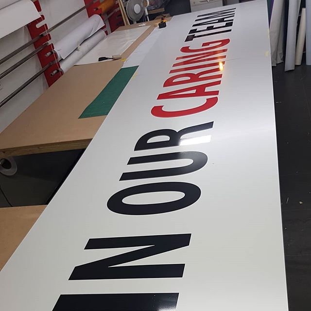 20 foot Signboard

To place your order whatsapp me: Mak of Big Print Birmingham on 07702153393