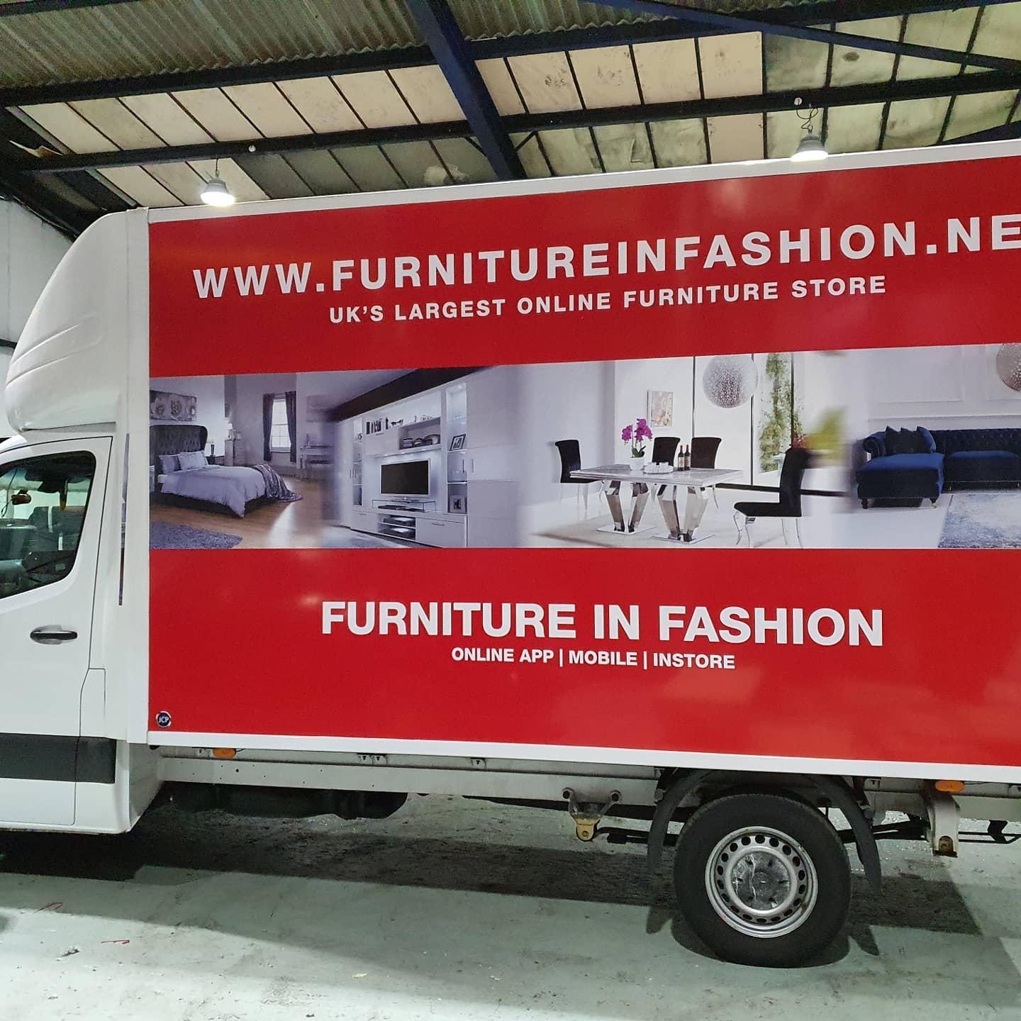 Luton box Van wrapped for @furnitureinfashion

To place an order for vechile livery, If at all possible PLEASE whatsapp me on 07702153393