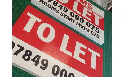 To Let and rooms to let signs. #bigprintbirmingham #printingbirmingham #signmaker #signs #birmingham #windowart #shopwindows #signboards #wallart #wallpaper #officewallart #officewallartwork #instalove #instagram #instadaily #businesscards #designer #estateagents #bigprints #Mak #carsigns #aboard #posters #selfieboard #correxboards #toletsigns #instalike #printer #vansigns #rollerbanner