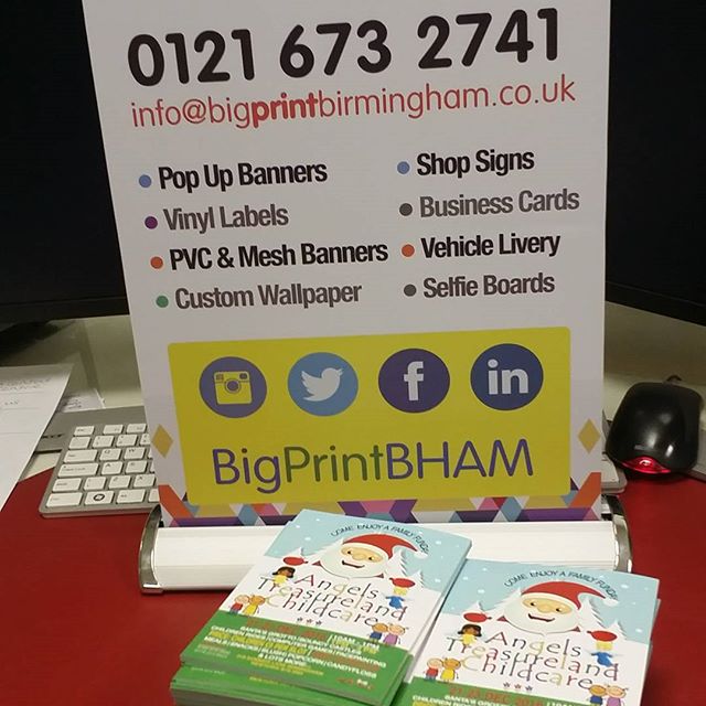 If you need quality Christmas post cards printed please contact me Please like and share #bigprintbirmingham #printingbirmingham #bigprintbham #postcards #christmas #christmascards