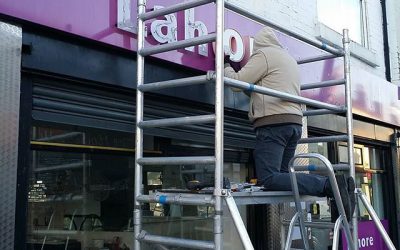 Taking old sign down. #ladypoolroad #bigprintbirmingham #printingbirmingham #bigprintbham