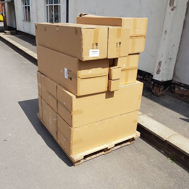 We have taken a delivery of a pallet full of Roller Banners. 850mm wide1000mm wide 1200mm wide Design service is free, all printed in house. I can also offer you same day printing if design is provided. #bigprintbirmingham #printingbirmingham #signmaker #signs #printshop #rollerbanner #popupbanner