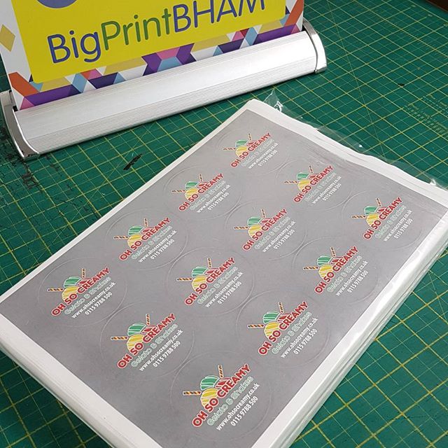 2400 circle stickers printed and ready for collection.Call me if you need any#bigprintbirmingham #printingbirmingham #signmaker #signs #printshop #stickers