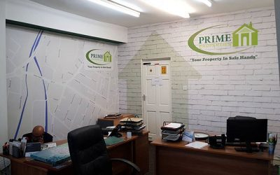 2 walls completed, custom estate agent wallpaper.#bigprintbirmingham #printingbirmingham #signmaker #signs #printshop #wallart #wallpaper #officewallart #estateagents