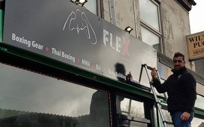 Mak (me) putting a sign up for @flexsports_ukMak 07702153393#bigprintbirmingham #printingbirmingham #bigprintbham #signmaker #signs #printshop #signshop #shopsigns