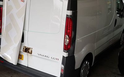 If you need your van wrapped with your company logos. Do consider Mr Big Print. Whatsapp or call me on 07702153393#bigprintbirmingham #carwraping #vansigns #wrapping #signcompany
