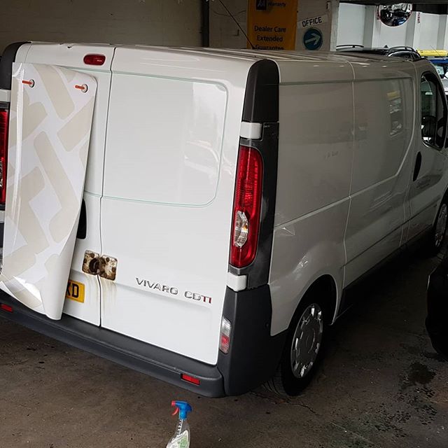 If you need your van wrapped with your company logos. Do consider Mr Big Print. Whatsapp or call me on 07702153393#bigprintbirmingham #carwraping #vansigns #wrapping #signcompany
