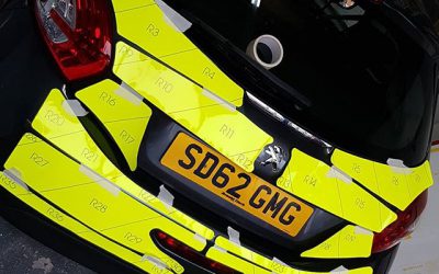 Rear reflective car signs. To place your order call Mr Big Print on 07702153393#reflective #carsigns #carlivery #peugeot