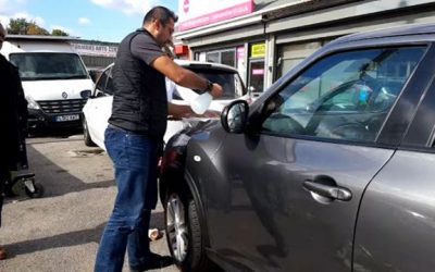 Applying car livery for @smartcutzbarbersTTo place your order whatsapp me: Mak of Big Print Birmingham on 07702153393Our use this whatsapp link : https://api.whatsapp.com/send?phone=+447702153393#bigprintbirmingham#printingbirmingham #printshop#shopsigns#largeformatprinting #posters #carsigns #livery