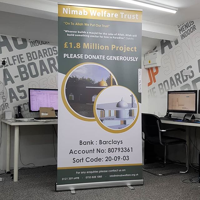 1000mm wide roller banner. I can print upto 1200mm wide banners same day.To place your order whatsapp me: Mak of Big Print Birmingham on 07702153393Or use this whatsapp link from your mobile: https://api.whatsapp.com/send?phone=+447702153393#bigprintbirmingham#printingbirmingham #printshop#shopsigns#largeformatprinting#posters#cards #rollerbanner #popupstand #popupbanner #excibition