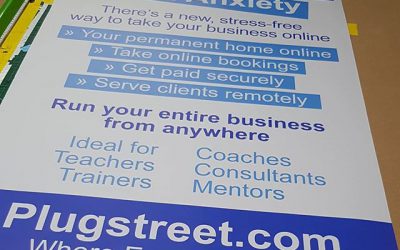 Cutting a roller banner down to size.To place your order whatsapp me: Mak of Big Print Birmingham on 07702153393Or use this whatsapp link from your mobile:https://wa.me/447702153393#bigprintbirmingham#printingbirmingham #printshop#shopsigns#largeformatprinting#posters#cards #rollerbanner #popupbanner