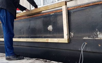 Fitting a signboard today on #alumrockroadIf you need something similar Please whatsapp me : https://wa.me/447702153393#bigprintbirmingham #printingbirmingham #signmaker #signs #birmingham #windowart #printshop #signshop