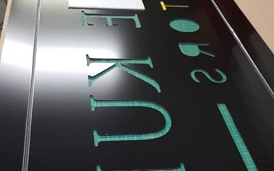 Another signboard being put togather. Watch this space. To place your order whatsapp me: Mak of Big Print Birmingham on 07702153393 Or use this whatsapp link from your mobile: https://wa.me/447702153393 #bigprintbirmingham #printingbirmingham #signmaker #signs #printshop #signshop #shopsigns