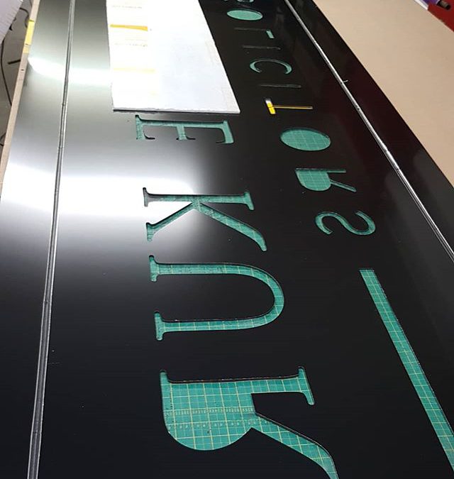 Another signboard being put togather. Watch this space. To place your order whatsapp me: Mak of Big Print Birmingham on 07702153393 Or use this whatsapp link from your mobile: https://wa.me/447702153393 #bigprintbirmingham #printingbirmingham #signmaker #signs #printshop #signshop #shopsigns