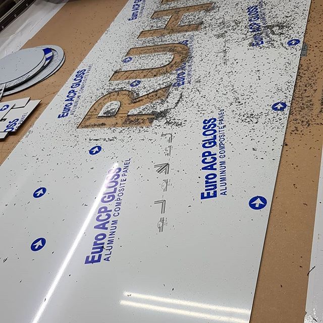 Cutting another signboard today. To place your order whatsapp me: Mak of Big Print Birmingham on 07702153393