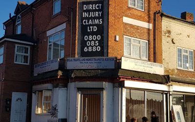 The before photo of a shop about to get a new signboard. To place your order whatsapp me: Mak of Big Print Birmingham on 07702153393 Or use this whatsapp link from your mobile: https://wa.me/447702153393 #bigprintbirmingham #printingbirmingham #signmaker #signs #printshop #signshop #shopsigns