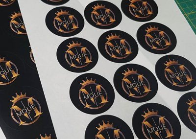 51mm circle stickers for @ .mque . to place your order whatsapp me mak of big print birmingham on 0