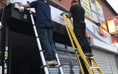 @bellabarba_320ladypool signboard fitted. Looks incredible To place your order whatsapp me: Mak of Big Print Birmingham on 07702153393