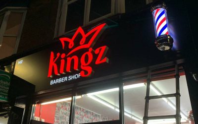 @kingz_barber1 signboard at night like amazing. To place an order for a 3D signboard, If at all possible PLEASE whatsapp me on 07702153393